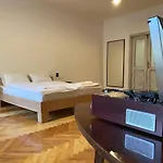 багатомісні на арсенальній Апартаменты Львов