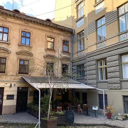 багатомісні на арсенальній Апартаменты *