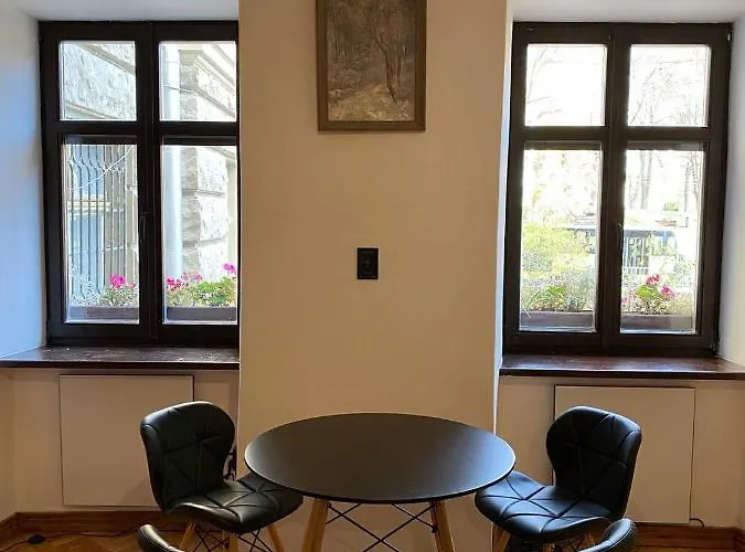 багатомісні на арсенальній Apartamento